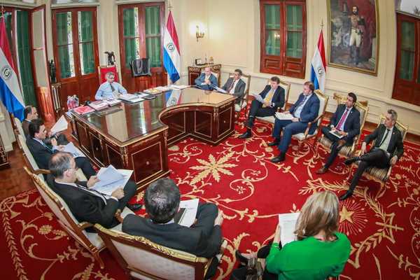 Ejecutivo presenta plan de inversiones por US$ 1.500 millones para infraestructura, empleo y ayuda social | .::Agencia IP::.