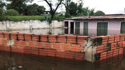 Salvataje no alcanza a inundados de Asunción, afirman - Nacionales - ABC Color