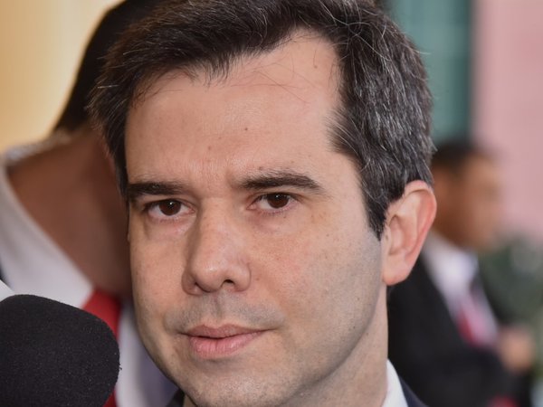 BCP considera un "desafío" la creación de una moneda común