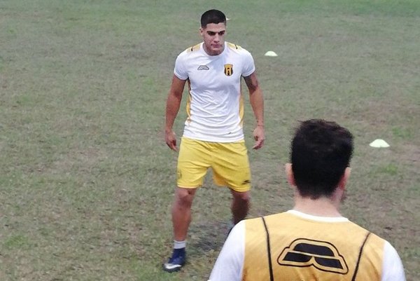 Ramírez entrenó en Dos Bocas - Deportes - ABC Color