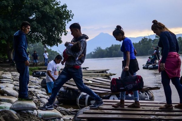 Refuerzo de seguridad en frontera sur mexicana no frena el éxodo migrante - Internacionales - ABC Color