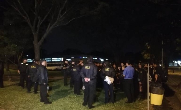 HOY / IPS quedó sin guardias privados desde la medianoche