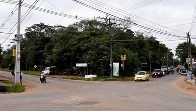 Caótica situación del inmueble que se disputan Comuna y una familia - Edicion Impresa - ABC Color