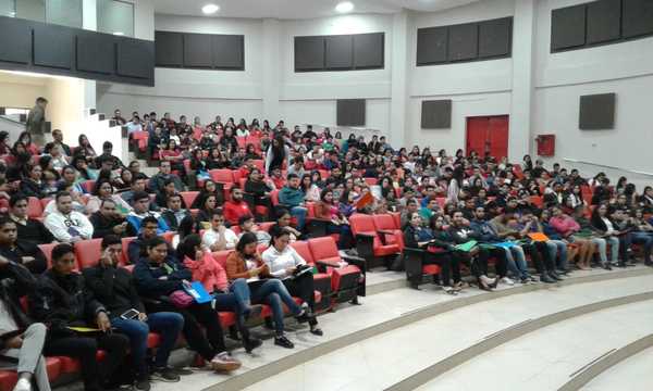 Arrancó feria de empleo en CDE