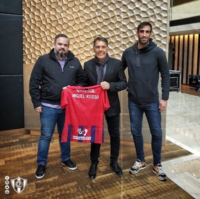 El ciclón presentará hoy a su nuevo entrenador - Digital Misiones