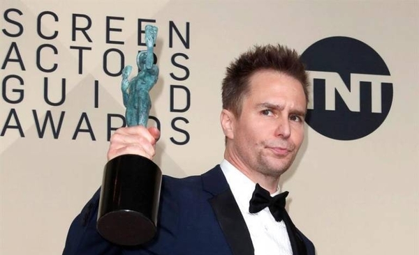 HOY / Sam Rockwell negocia incorporarse a la nueva película de Clint Eastwood