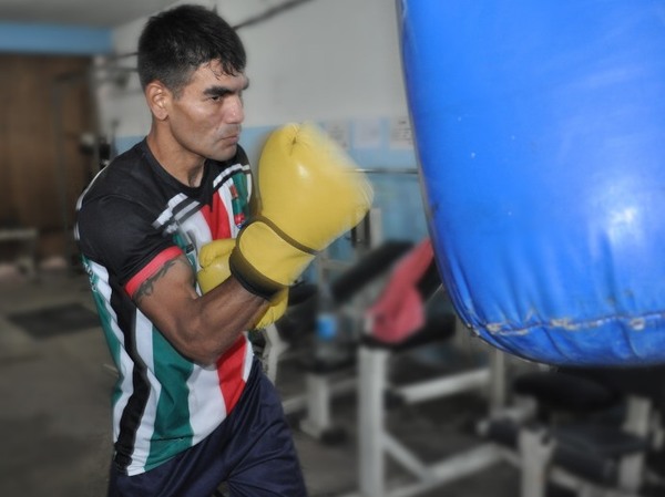 Interno de Tacumbú peleará por título internacional de boxeo | .::Agencia IP::.