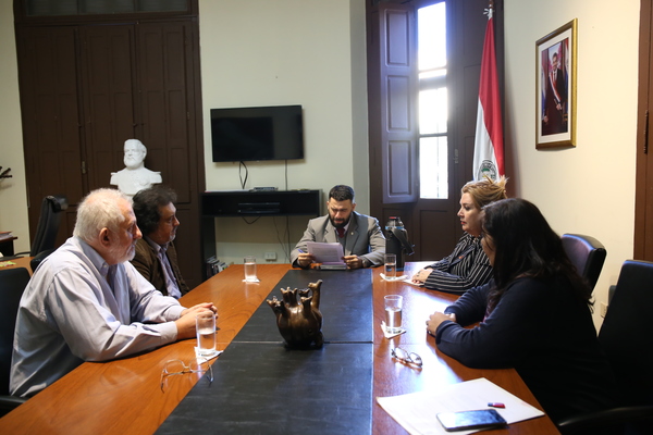 Proyectan primera edición de la Libroferia del Este | .::Agencia IP::.