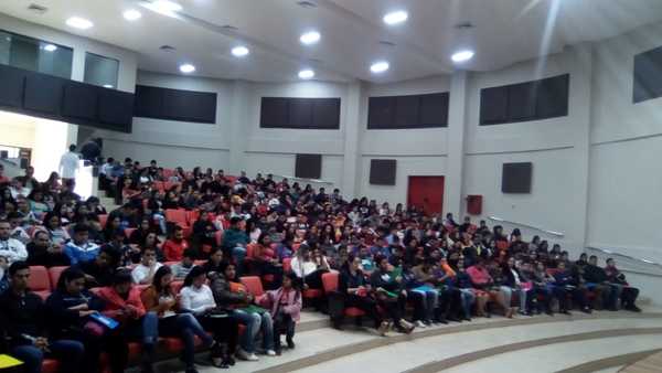 Ferias de empleo con masiva participación - ADN Paraguayo