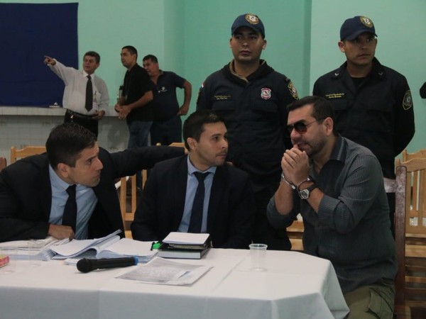Solicitan aplicación de pena máxima más medidas de seguridad para Alcides Oviedo Britez - Radio 1000 AM