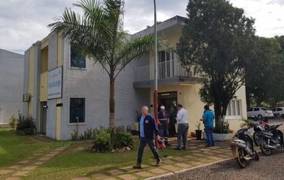 Asaltaron a funcionarios de la Essap en Villarrica - Nacionales - ABC Color