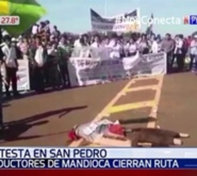 Productores se manifiestan y queman Judas kái de Mario Abdo - Paraguay.com