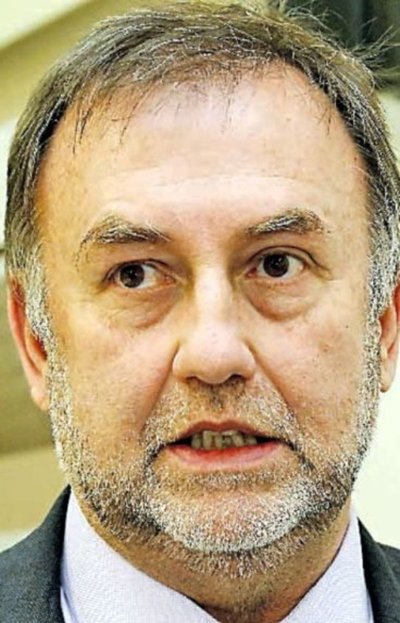 "Benigno López asaltó 100 millones de dólares durante su gestión en IPS" - 730am - ABC Color