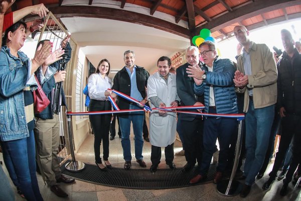 Jefe comunal de Encarnación agradece asistencia al sector salud - .::RADIO NACIONAL::.