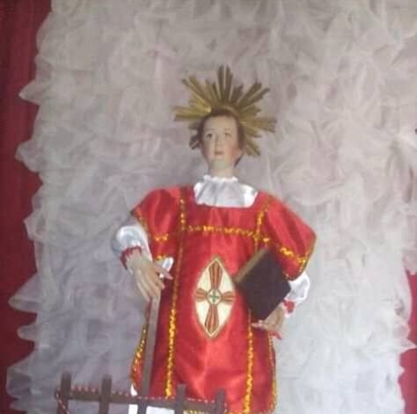 HOY / ¿'Satánicos' o coleccionistas?: Entran a capilla y roban imagen de San Lorenzo y un crucifijo