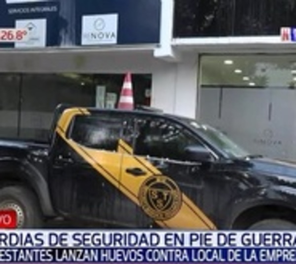 Ex guardias de IPS se manifiestan y exigen pago de haberes - Paraguay.com