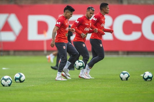 Perú queda listo con llegada de Ballón - Deportes - ABC Color