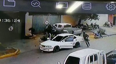 Caacupé: detienen a uno de los asaltantes a accionarios de supermercado - 730am - ABC Color