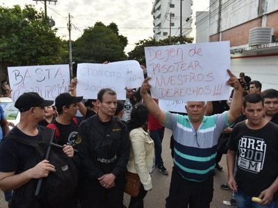 Despedidos de SST exigen pago de indemnización