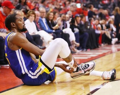 Golden vs. Toronto se pone al rojo vivo - Edicion Impresa - ABC Color