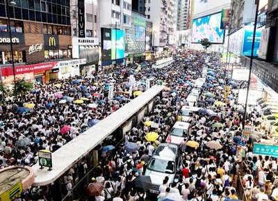 Hong Kong, en vigilia por ley de extradición - Edicion Impresa - ABC Color