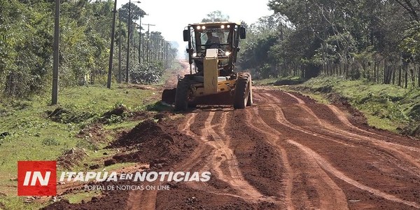 SCHMALKO SOLICITÓ AL MOPC MAYOR INVERSIÓN PARA MANTENER CAMINOS DE ITAPÚA.