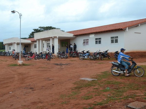 Hospital que realizó cesárea a oscuras en Horqueta carece de recursos