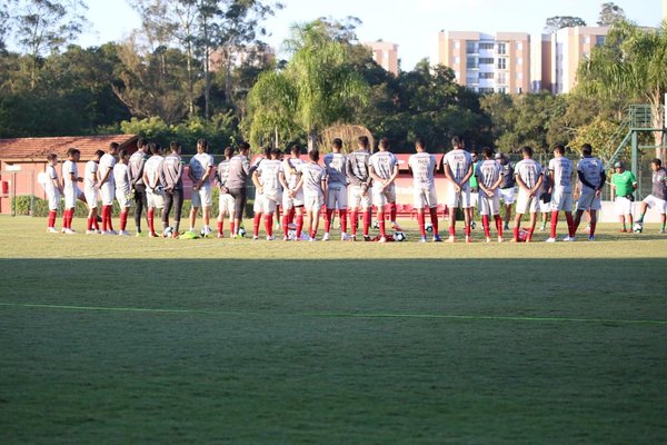 Bolivia y la mente puesta en el juego ante Brasil