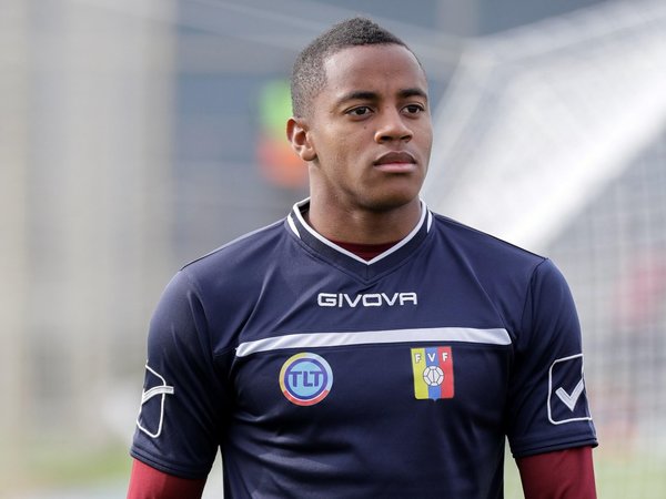 La crisis de Venezuela, un motivo más de Faríñez para brillar en Copa América