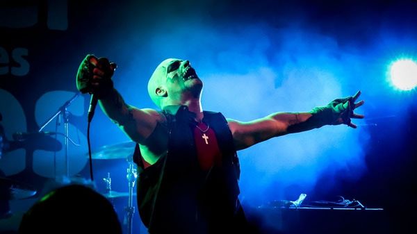 Show de Michale Graves se traslada al Casco Antiguo