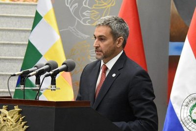Presidente plantea crear una Comisión Binacional para diversificar flujo comercial con Bolivia | .::Agencia IP::.