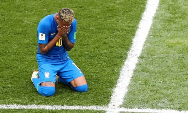 Acusación contra Neymar eclipsa el inicio de Copa América