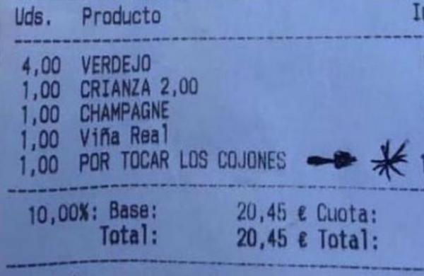Bar cobra 10 euros extra a unos clientes