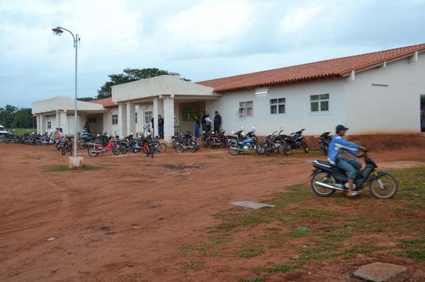 Hospital que realizó cesárea a oscuras en Horqueta carece de recursos