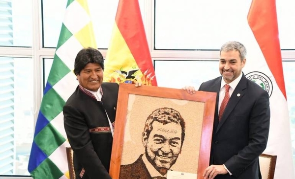 HOY / Evo, Abdo y la paz del Chaco: 'Fuerzas extranjeras nos arrojaron a una guerra estúpida'