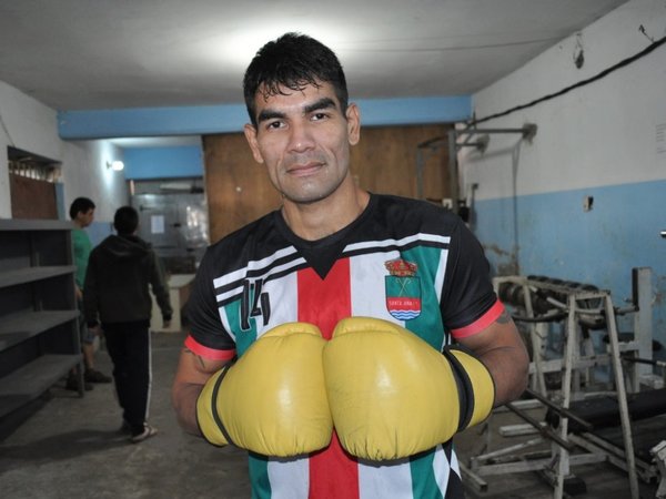 Pantera, el recluso que desea el título internacional en boxeo