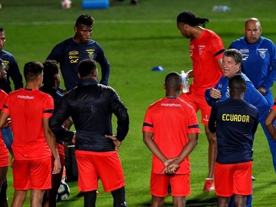 'Bolillo' Gómez: "De Uruguay me preocupa todo, pero somos capaces"