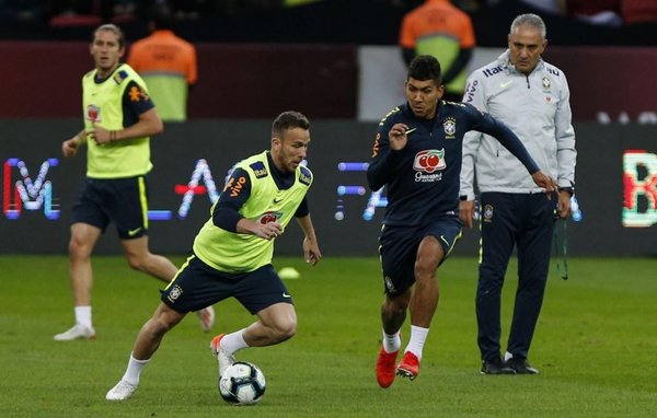 Tite sigue a la espera de Arthur - Deportes - ABC Color