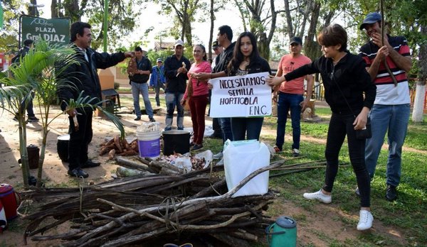 Piden al gobierno cumplir promesas - Edicion Impresa - ABC Color