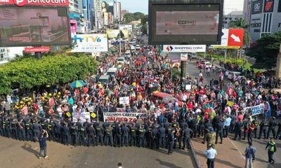 CÁRCEL PARA ZACARÍAS Exigen manifestantes en jornada de protesta que otra vez afectó al comercio
