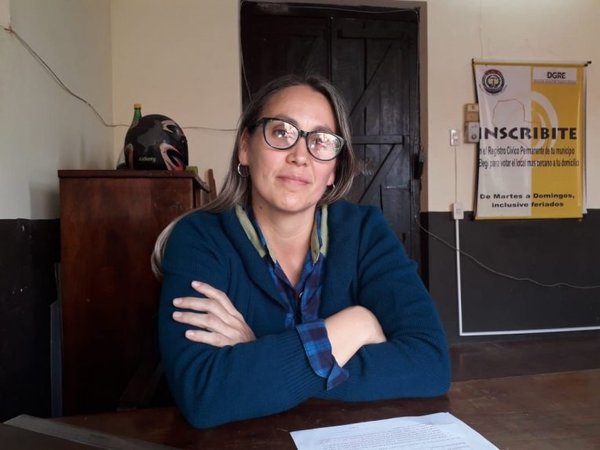 Funcionaria de Registro Electoral gana más que su jefe - Nacionales - ABC Color