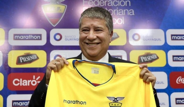 HOY / 'Bolillo' Gómez ve a Colombia "más candidato" que nunca
