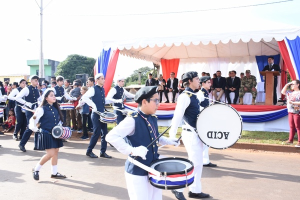Desfile tricolor en Ciudad del Este - ADN Paraguayo