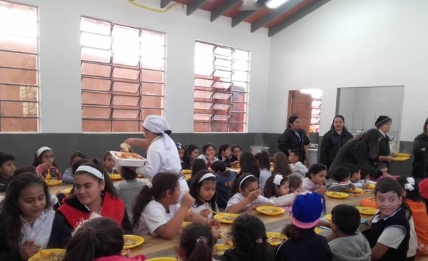 HOY / Comedor con frutihortícolas de  productores de la zona mueve economía rural, afirman