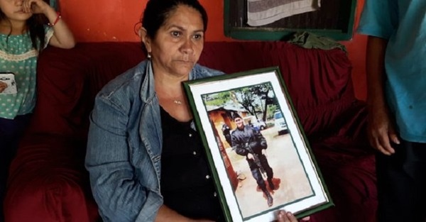 Padres de Edelio denunciarán al Estado ante 11 países, anuncian
