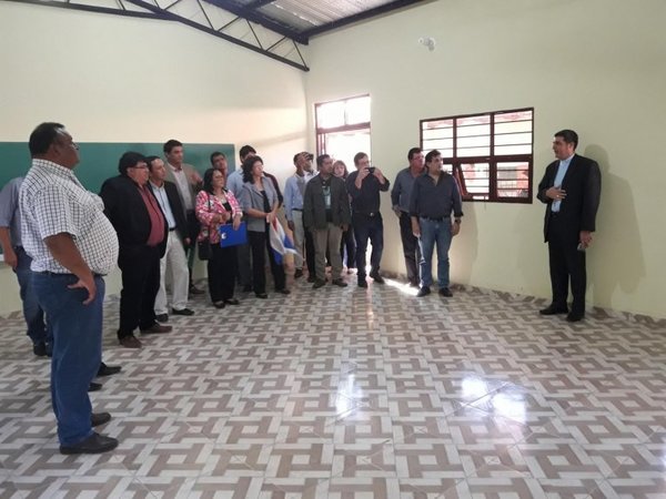 Inauguran salón escolar en Fuerte Olimpo - Nacionales - ABC Color