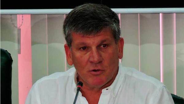 “Faltan más nichos de mercados para nuestra carne, los vecinos están accediendo y Paraguay se está quedando atrás”