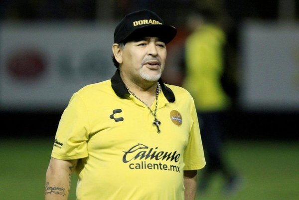 Maradona deja a los Dorados por motivos de salud - Deportes - ABC Color