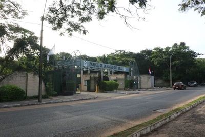Usuarios del Parque de la Salud se quejan del nuevo horario