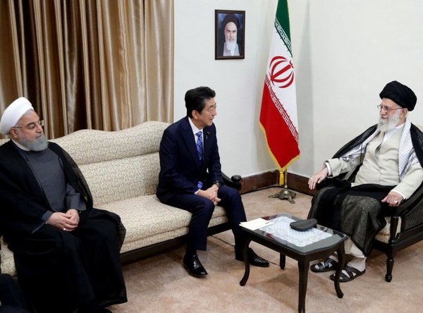 El ayatolá iraní descarta un diálogo con Estados Unidos - Edicion Impresa - ABC Color
